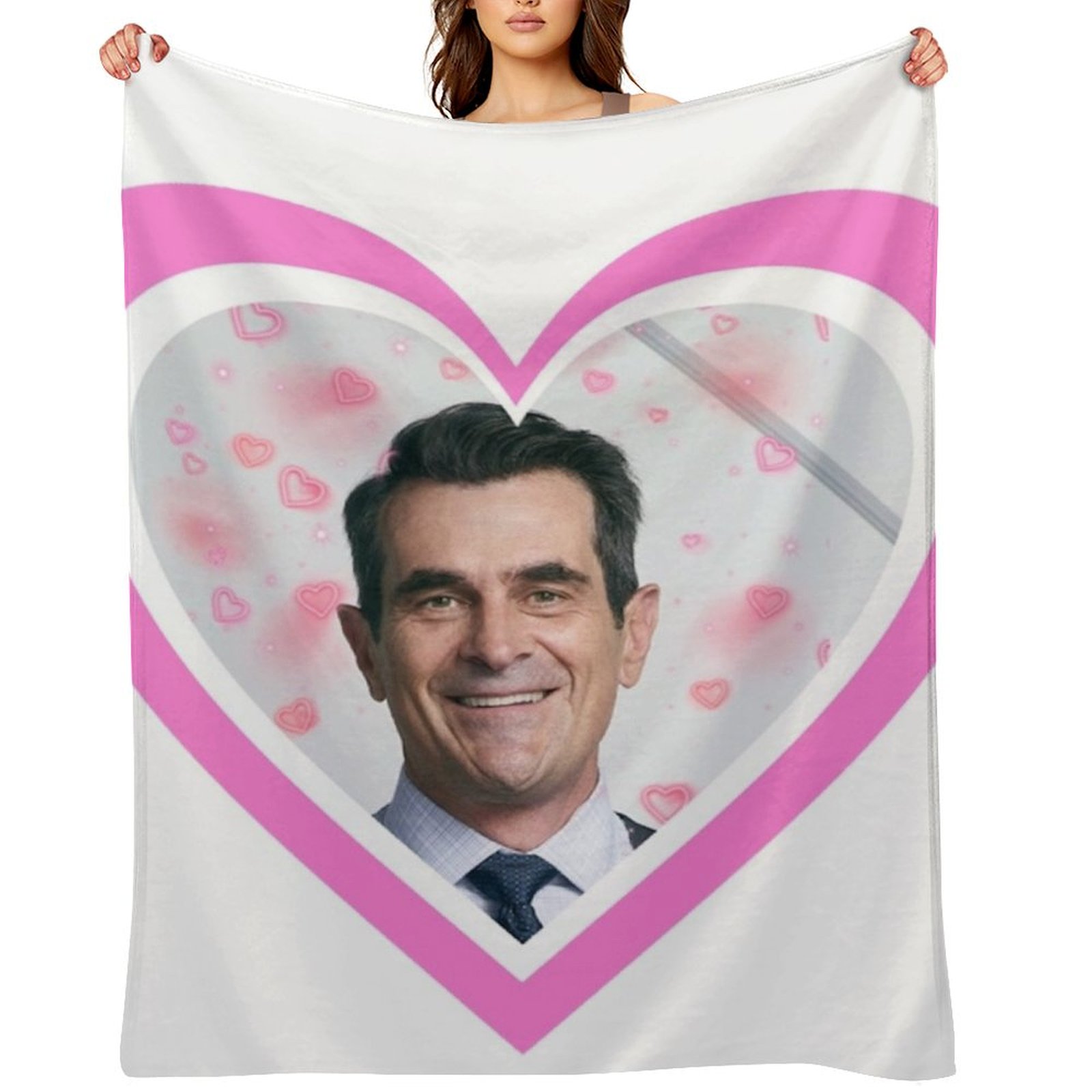 Christmas Throw Blanket - Modern family: Phil Dunphy heart Throw